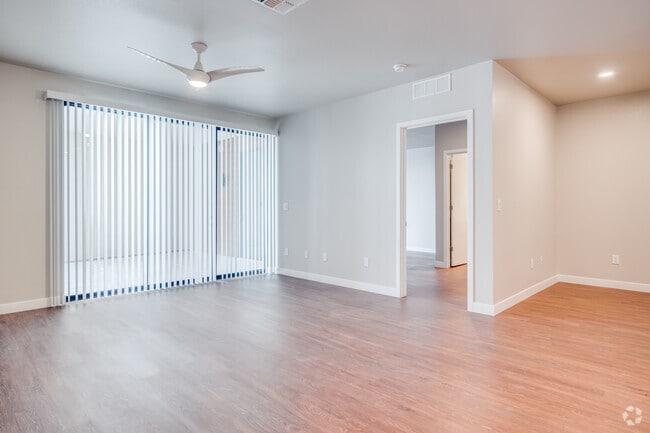 1BR, 1BA - 1,177SF