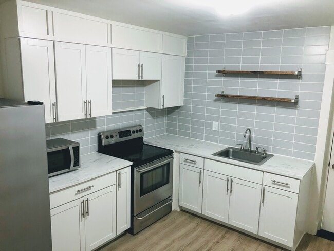 Photo - 1560 Juniper St