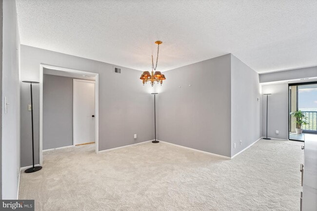 Photo - 5901 Mt Eagle Dr Unit 1517