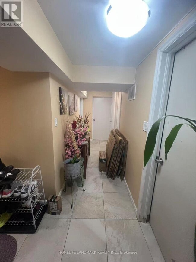 Photo - 94 Longford Dr