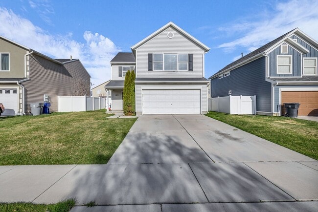 Building Photo - 3 Bedroom 2 Bathroom Home in Saratoga Springs!!