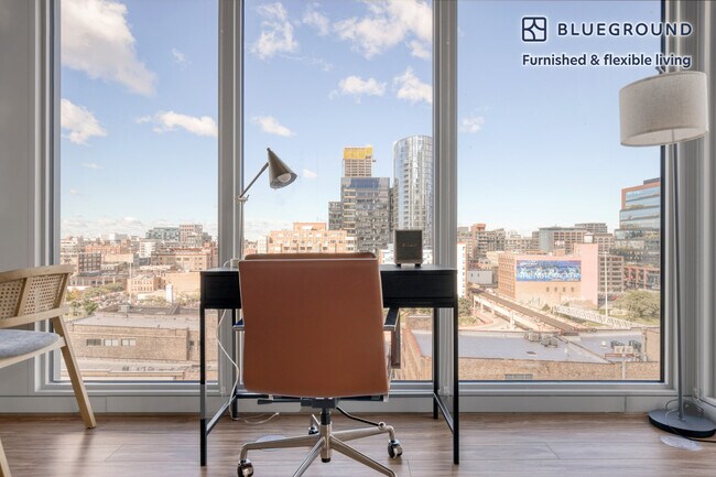 Photo - 165 N Desplaines St Unidad FL12-ID748