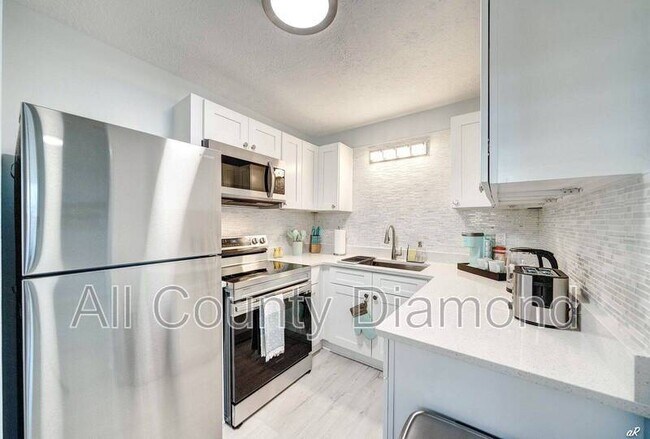7308 Sunset Ave Unit B