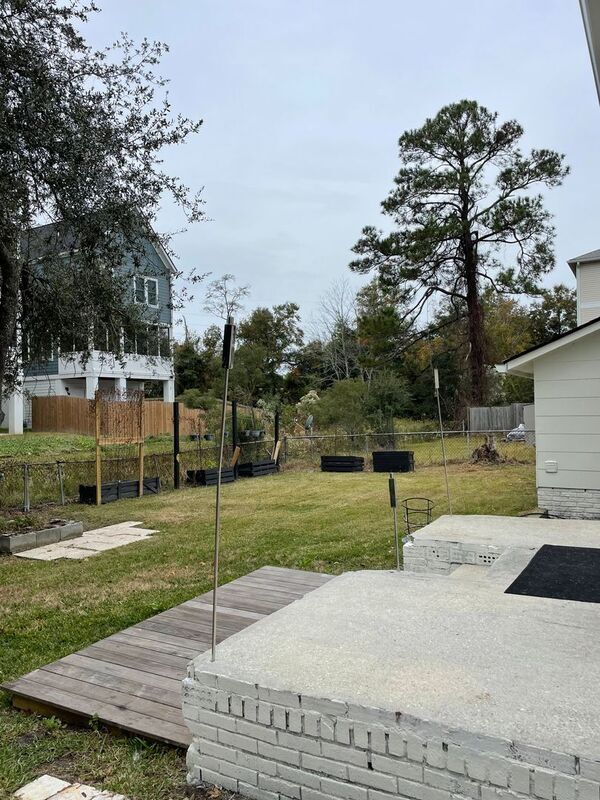 Photo - 1089 Buist Ave