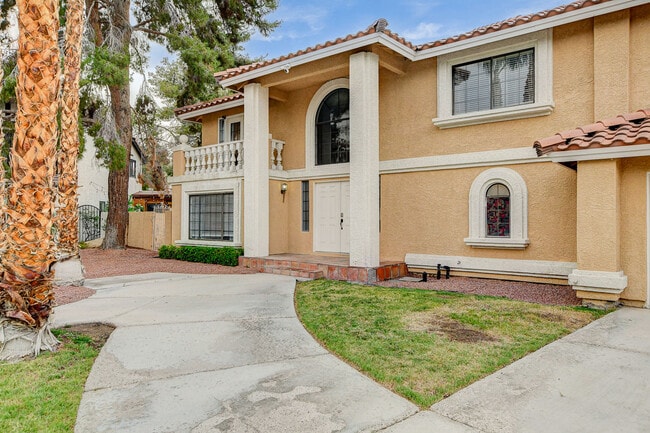 Photo - 2224 Lucerne Ct