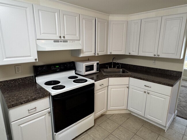 Photo - 11 Madison Ave Unit D