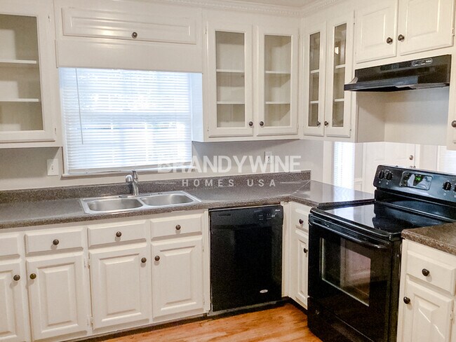 Photo - 916 S Deshon Rd