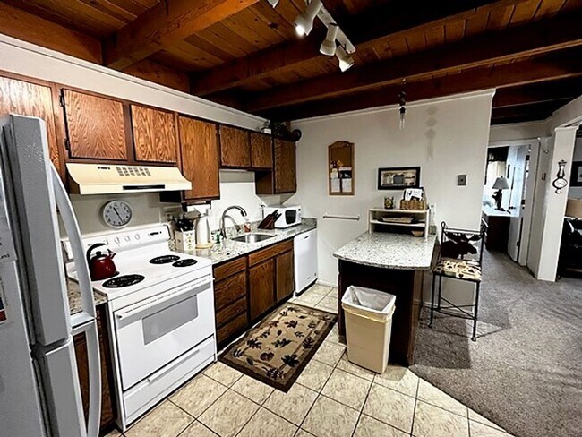 Photo - Long Term Rental- Treehouse Condo I208 Unit I  208