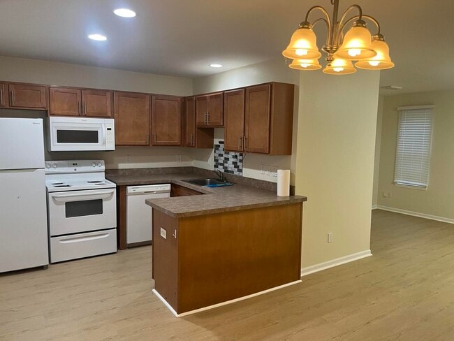 Photo - 22741 Middlebelt Rd