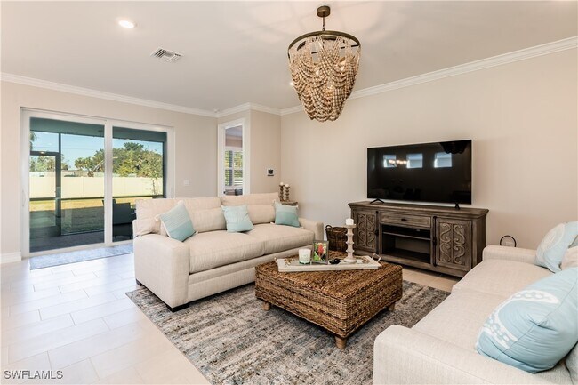 Photo - 267 Tamarindo Ln