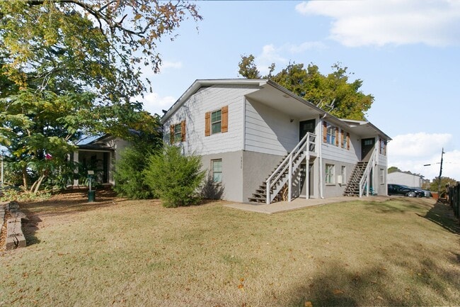 Photo - Hickory Hill