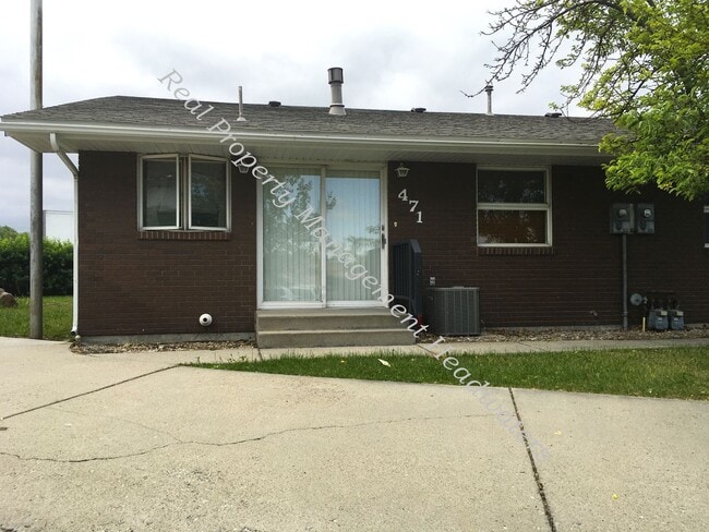 Building Photo - Vigilante Drive Unit 471