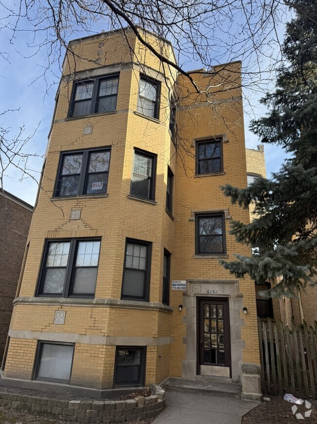 Building Photo - 6151 N Washtenaw Ave Unit 3 Rental