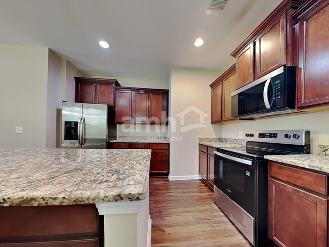 Photo - 19 Winslow Cir