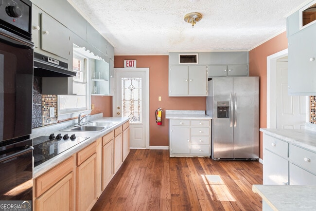 Photo - 4311 Short St