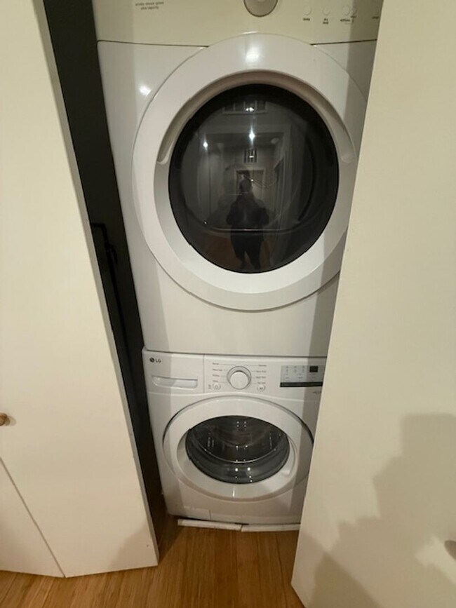 Photo - 2030 E Dauphin St Unidad 2030 E Dauphin Street #3