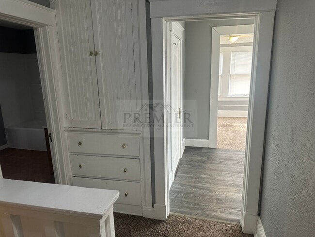 1124 S Ash Ave Unit 1124 S Ash #B