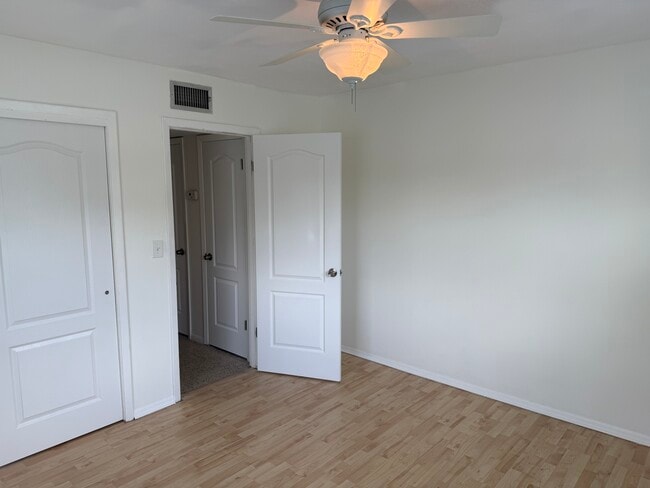 Photo - 1008 Malone Dr