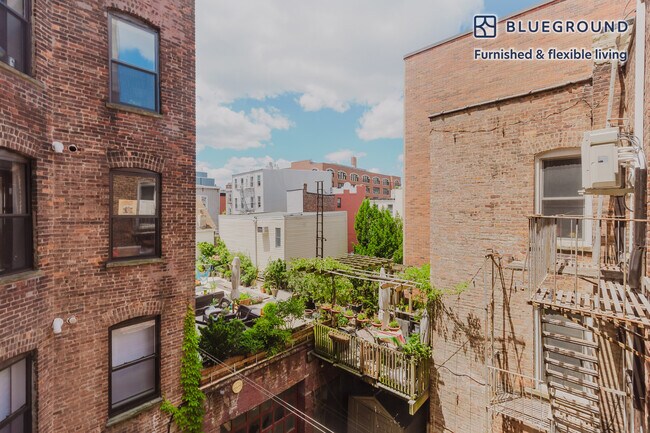 Photo - 250 N 6th St Unidad SI FL3-ID1501