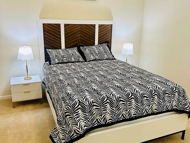 Photo - 2052 Twin Creeks Pl