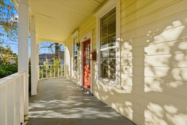 Photo - Charming Updated Home in SE Portland!
