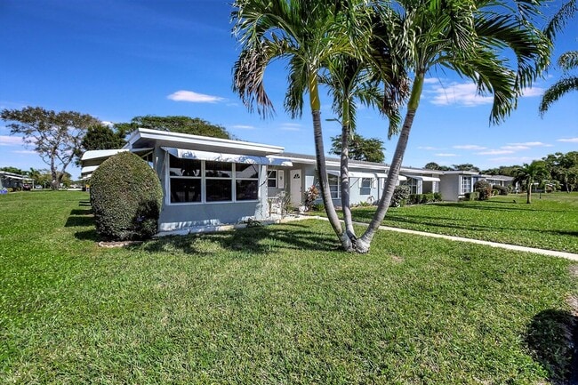 Building Photo - 735 North Dr Rental