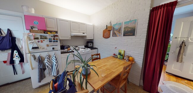 Photo - 61 Dana St Unit 3