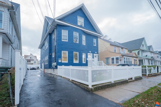 Photo - 145 Lenox Ave Unit 1