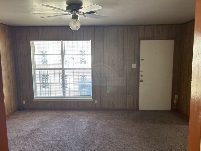 Photo - 906 Jefferies Ave, Killeen