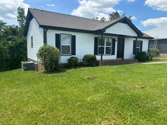 Photo - 3 Bed/ 2 Bath home Available Now!