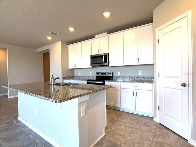 Photo - 1611 Bark Rdg Dr