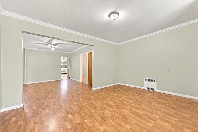Photo - 129 W 28th St Unit 1