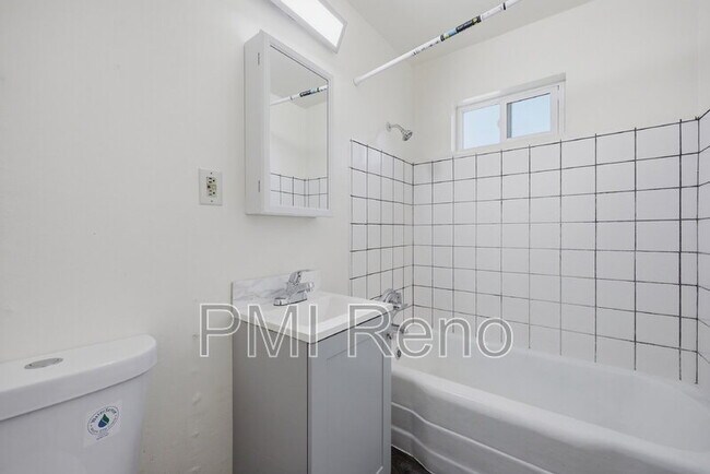 Photo - 1515 N Carson St Unit 5