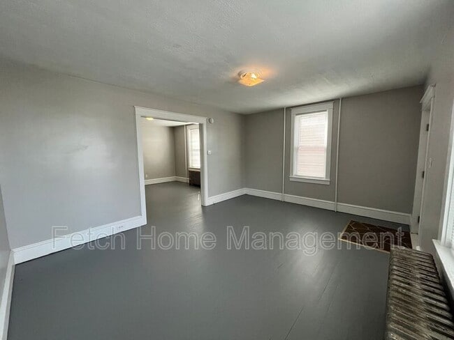 Photo - 23 S Custer Ave