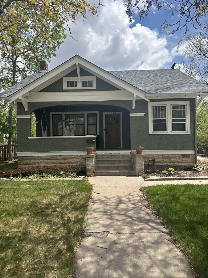 Photo - 1700 13th Ave