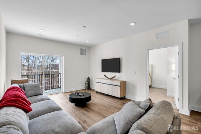 Building Photo - 30102 Radford Ct