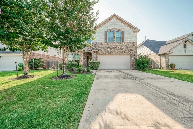 Building Photo - 223 Sintra Lk Wy