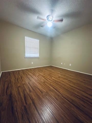 Photo - 4909 Avery Cir