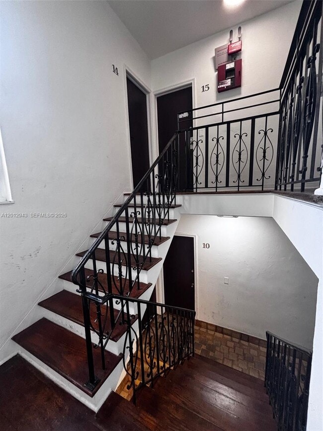 Photo - 319 W 28th St Unit 15