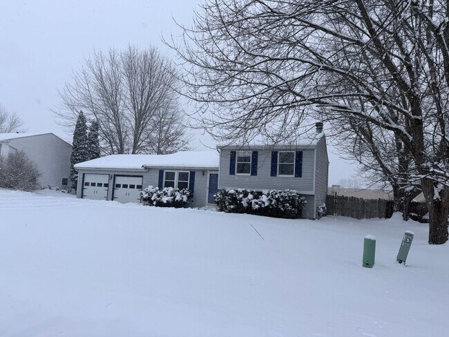 Photo - Move- In Ready 3-Bedroom Home in a Desirable Residential Area