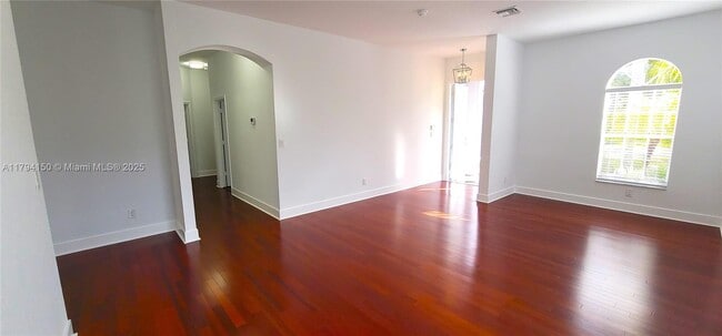 Photo - 4451 Laurel Pl