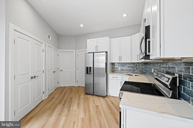 Photo - 1733-41-1741 N 2nd St