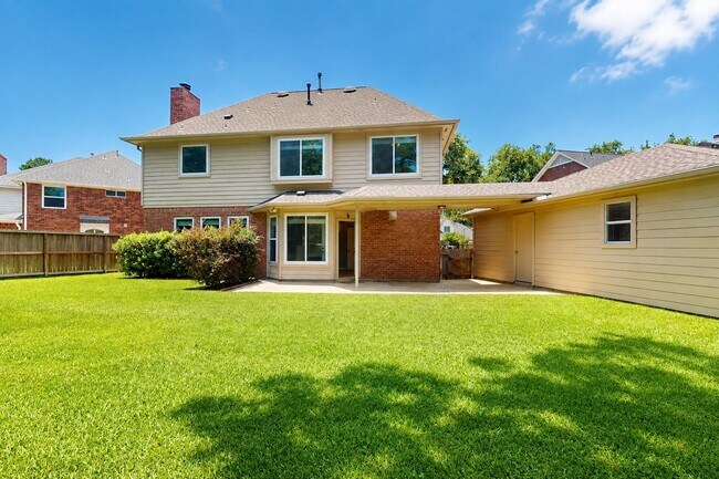 Photo - 23027 Lodgepoint Dr