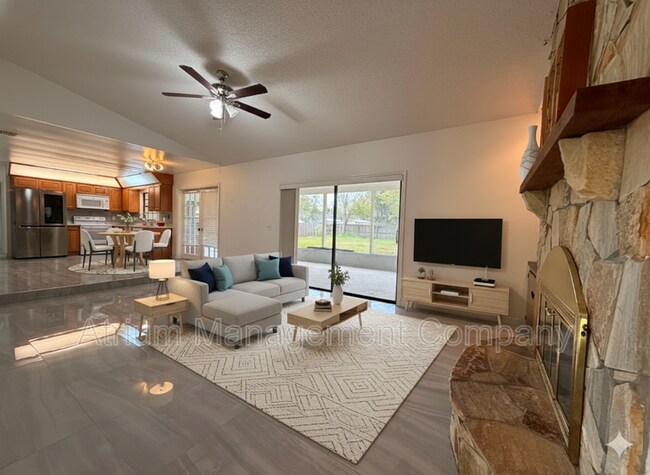 Photo - 8842 Reparto Dr