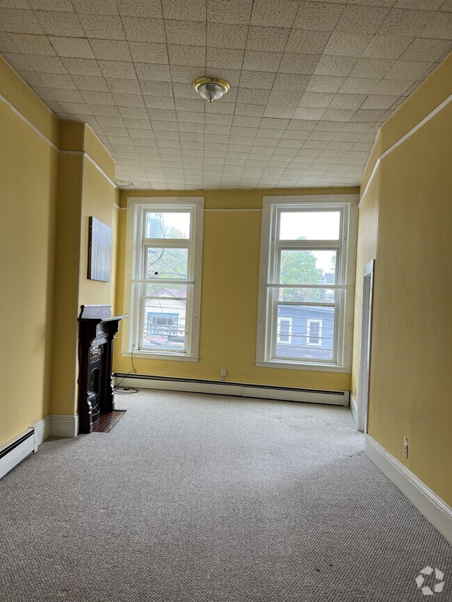 Building Photo - 291 Main St Unit 1 Rental