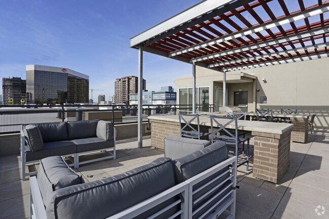 ROOFTOP TERRACE WITH GRILL