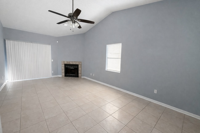 Photo - Indian Lakes Unidad 4