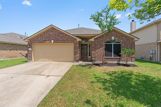 Building Photo - 1049 Regency Ln