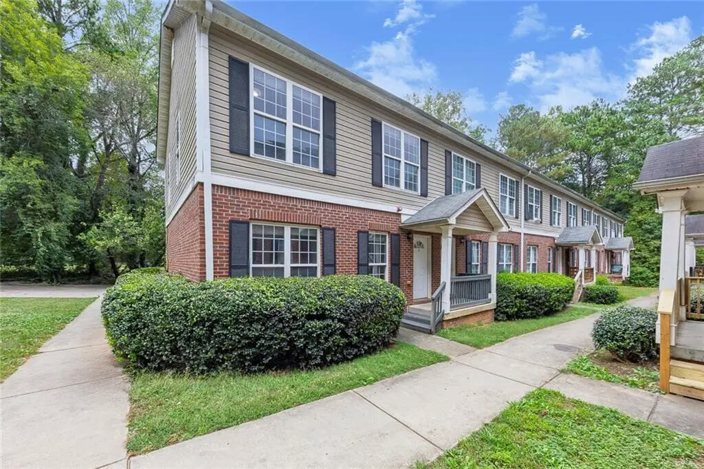 Photo - 1651 Massachusetts Ave SW