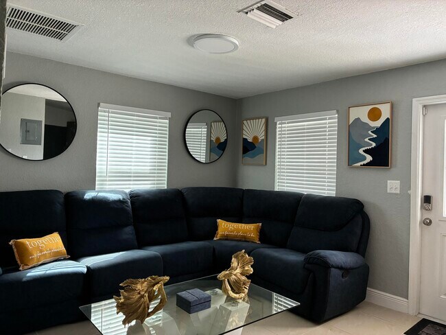 Photo - 1558 NW 5th Ave